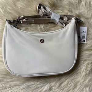 Lululemon City Essentials Small Shoulder Bag LTIV
